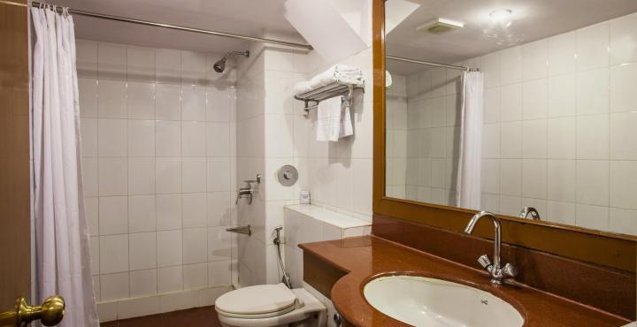 Sandhya Hotel Хайдарабад Экстерьер фото
